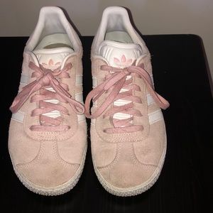 Suede pink Adidas Gazelle shoes (4.5 W)